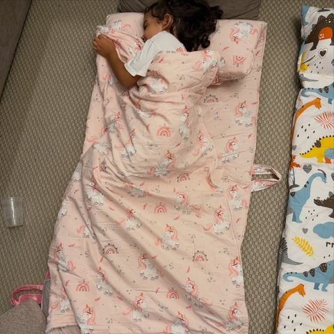 Sac de couchage de sieste brodé au prénom