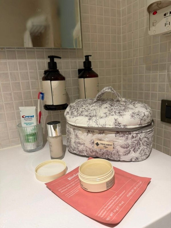 Vanity Toile de Jouy