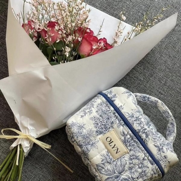 Vanity Toile de Jouy