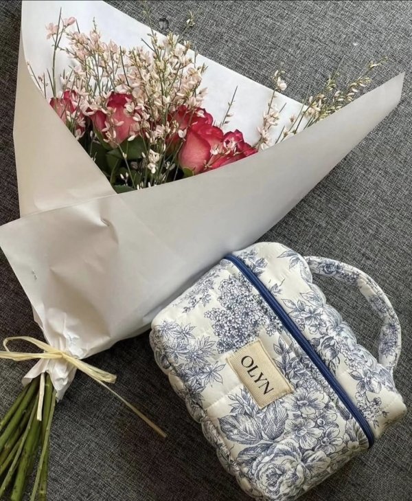 Vanity Toile de Jouy